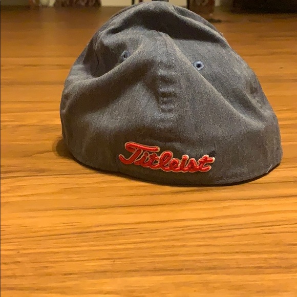 Titleist - Picture 2 of 2